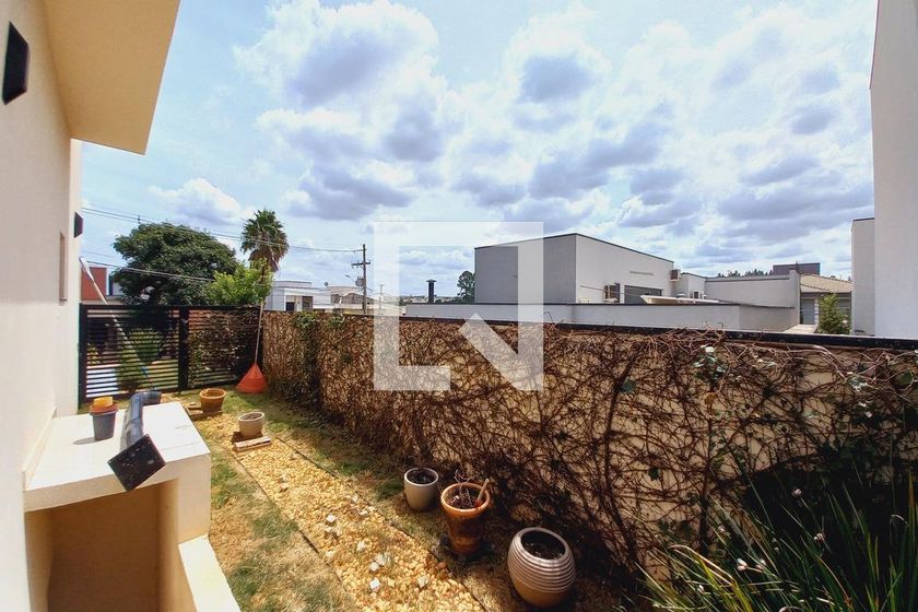 Casa à Venda - Swiss Park, 4 Quartos,  420 m2 em , Campinas - sp | SoloBR