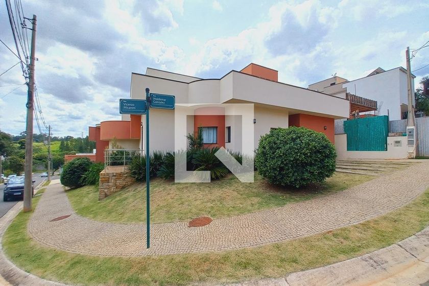 Casa à Venda - Swiss Park, 4 Quartos,  420 m2 em , Campinas - sp | SoloBR