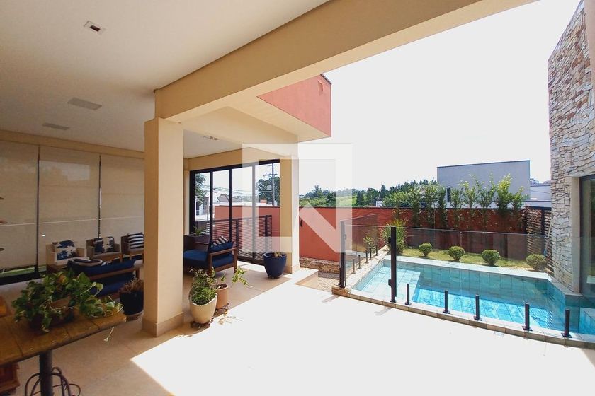 Casa à Venda - Swiss Park, 4 Quartos,  420 m2 em , Campinas - sp | SoloBR