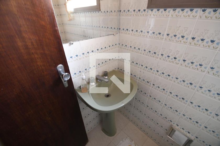 Casa à Venda - Taquaral, 3 Quartos,  177 m2 em , Campinas - sp | SoloBR