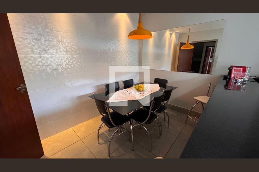 Casa à Venda - Parque Prado, 4 Quartos,  224 m2 em , Campinas - sp | SoloBR