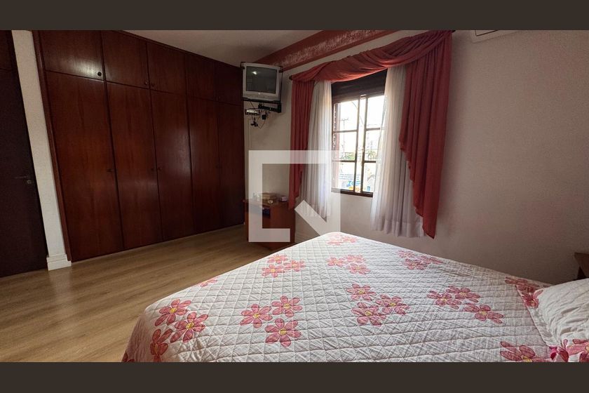 Casa à Venda - Parque Prado, 4 Quartos,  224 m2 em , Campinas - sp | SoloBR