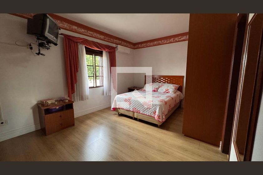 Casa à Venda - Parque Prado, 4 Quartos,  224 m2 em , Campinas - sp | SoloBR