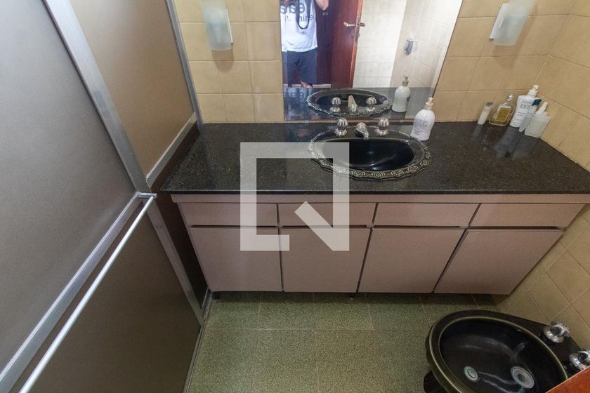 Casa à Venda - Nova Campinas, 4 Quartos,  278 m2 em , Campinas - sp | SoloBR