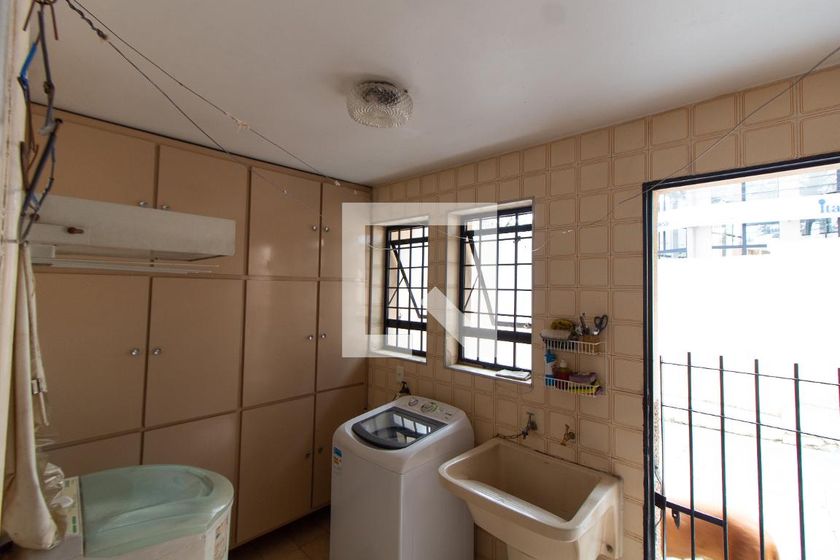 Casa à Venda - Nova Campinas, 4 Quartos,  278 m2 em , Campinas - sp | SoloBR