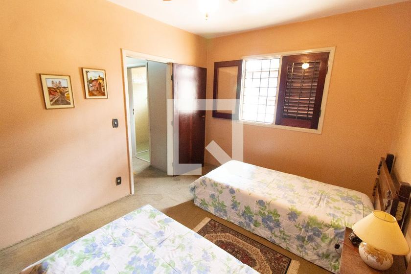 Casa à Venda - Nova Campinas, 4 Quartos,  278 m2 em , Campinas - sp | SoloBR
