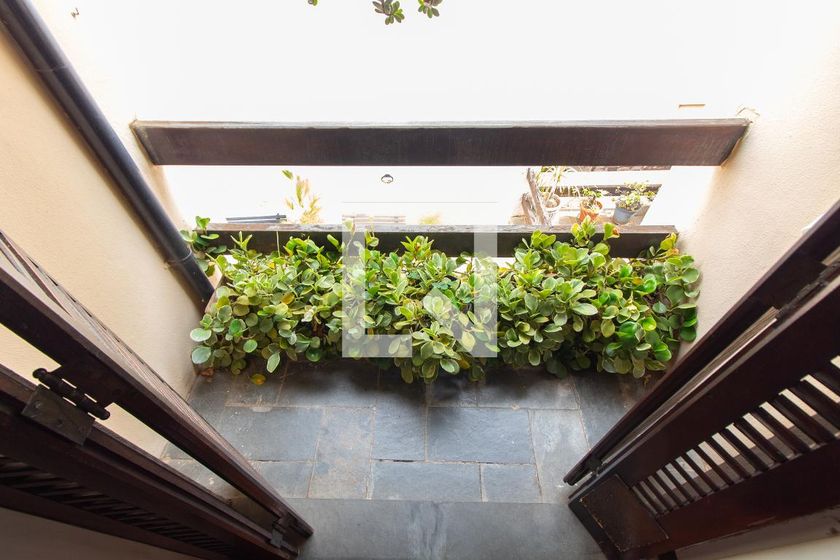 Casa à Venda - Nova Campinas, 4 Quartos,  278 m2 em , Campinas - sp | SoloBR