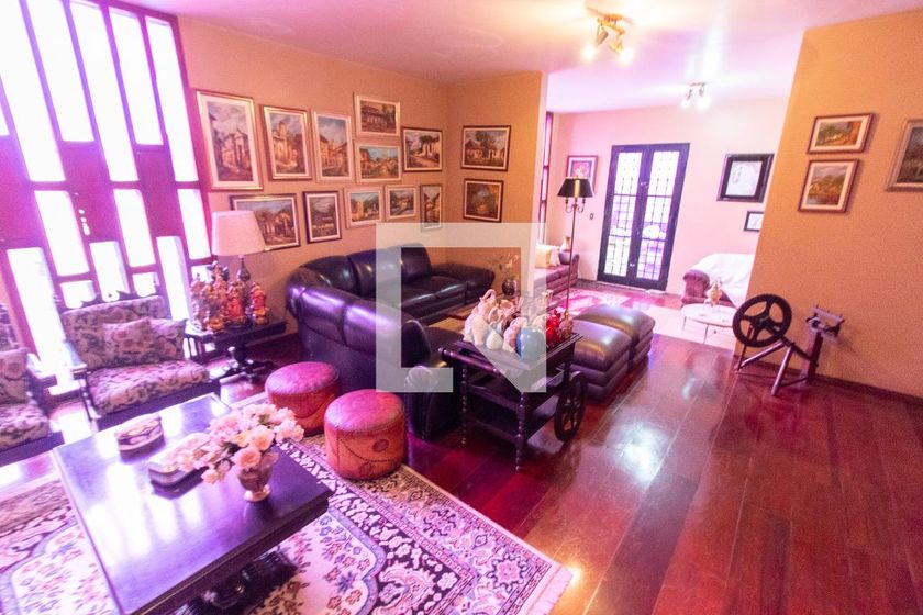Casa à Venda - Nova Campinas, 4 Quartos,  278 m2 em , Campinas - sp | SoloBR