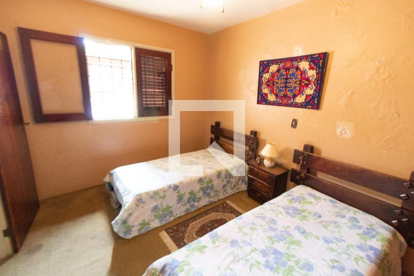 Casa à Venda - Nova Campinas, 4 Quartos,  278 m2 em , Campinas - sp | SoloBR