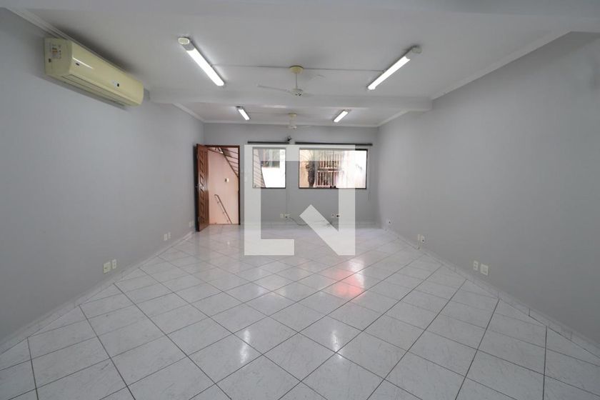 Casa, 3 quartos, 302 m² - Foto 167