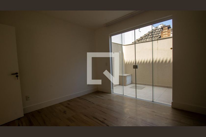 Casa, 4 quartos, 320 m² - Foto 19