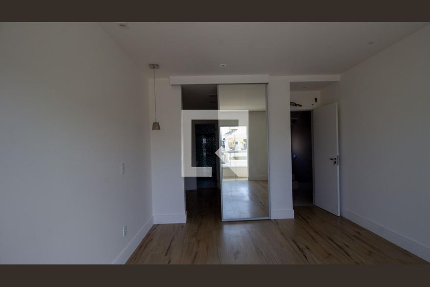 Casa, 4 quartos, 320 m² - Foto 37