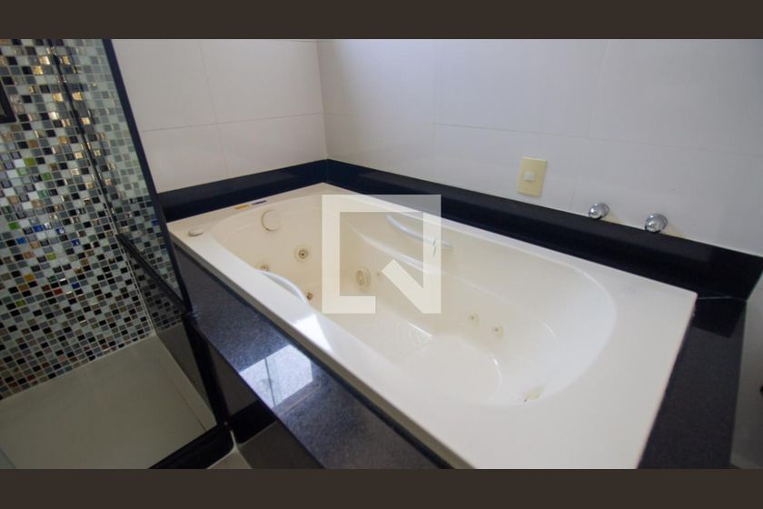 Casa, 4 quartos, 320 m² - Foto 49