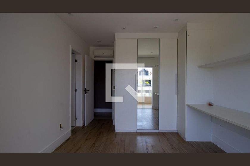 Casa, 4 quartos, 320 m² - Foto 57
