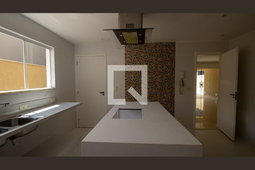 Casa, 4 quartos, 320 m² - Foto 109