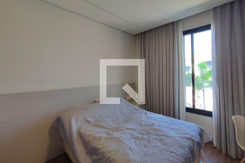 Casa à Venda - Swiss Park, 4 Quartos,  302 m2 em , Campinas - sp | SoloBR