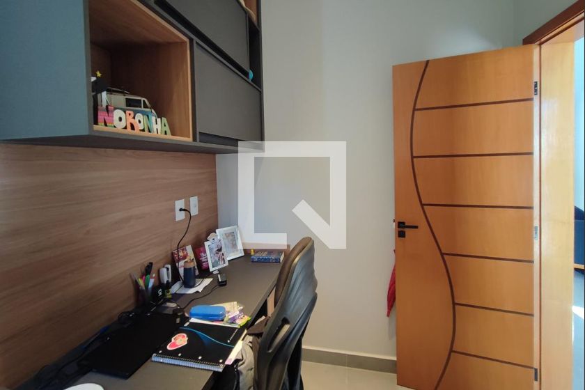 Casa à Venda - Swiss Park, 4 Quartos,  302 m2 em , Campinas - sp | SoloBR