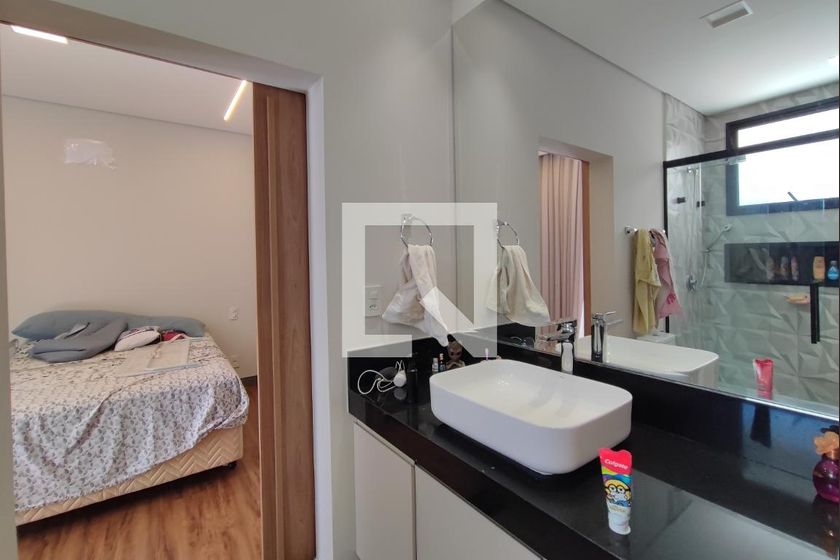 Casa à Venda - Swiss Park, 4 Quartos,  302 m2 em , Campinas - sp | SoloBR