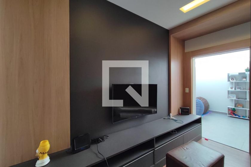 Casa à Venda - Swiss Park, 4 Quartos,  302 m2 em , Campinas - sp | SoloBR
