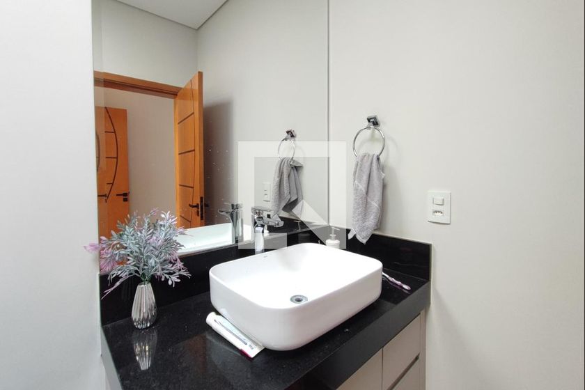 Casa à Venda - Swiss Park, 4 Quartos,  302 m2 em , Campinas - sp | SoloBR