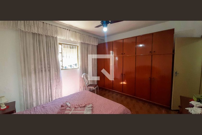 Casa, 2 quartos, 275 m² - Foto 17