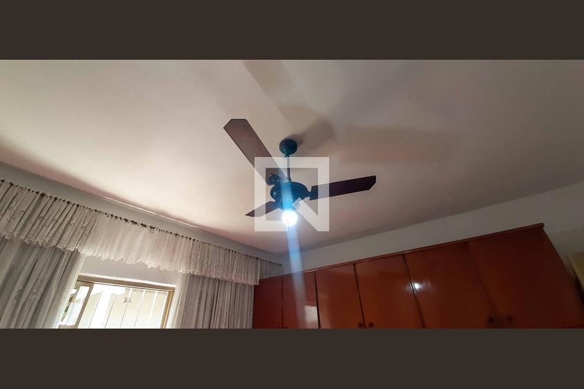 Casa, 2 quartos, 275 m² - Foto 19