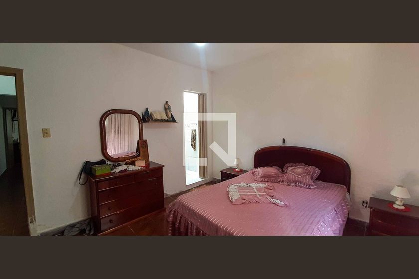 Casa, 2 quartos, 275 m² - Foto 13
