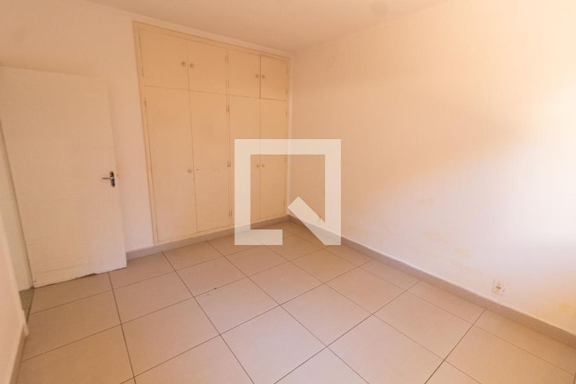 Casa à Venda - Nova Campinas, 5 Quartos,  400 m2 em , Campinas - sp | SoloBR