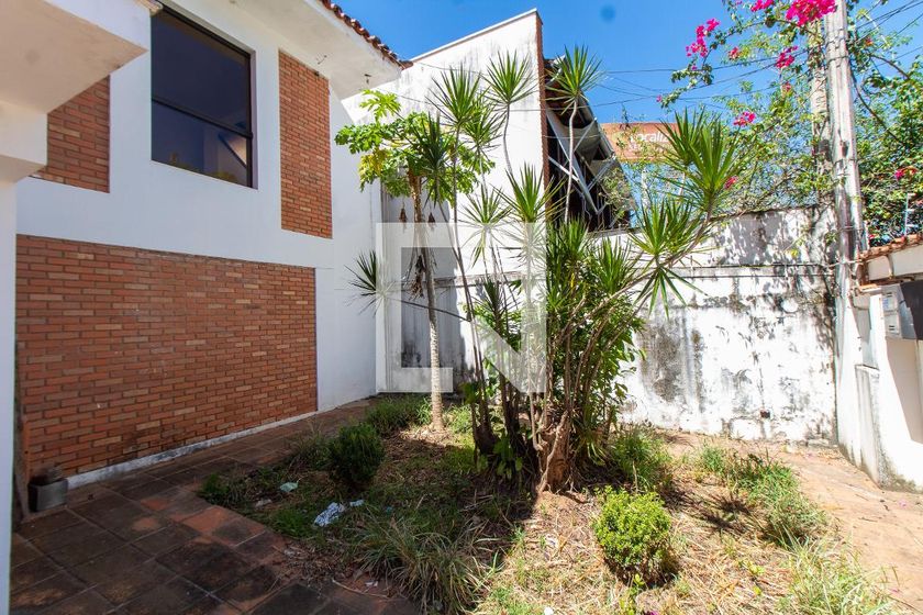 Casa à Venda - Nova Campinas, 5 Quartos,  400 m2 em , Campinas - sp | SoloBR