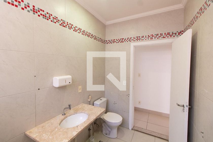 Casa à Venda - Nova Campinas, 5 Quartos,  400 m2 em , Campinas - sp | SoloBR