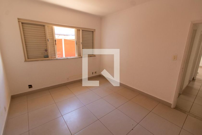 Casa à Venda - Nova Campinas, 5 Quartos,  400 m2 em , Campinas - sp | SoloBR