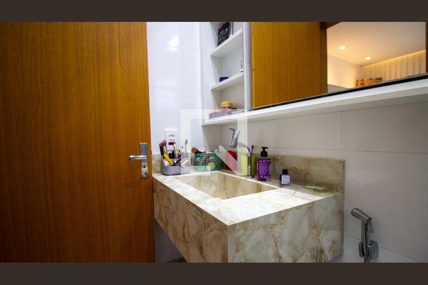 Casa, 4 quartos, 250 m² - Foto 32