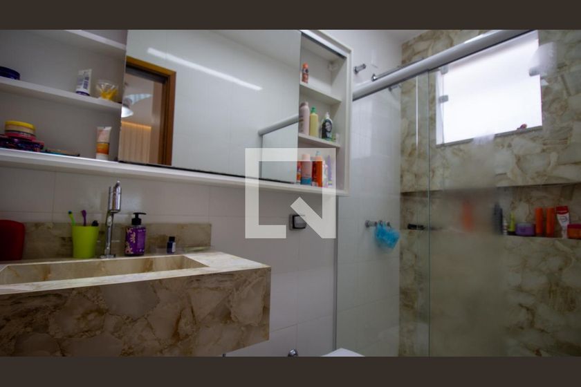 Casa, 4 quartos, 250 m² - Foto 29