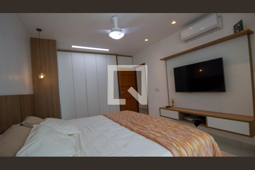Casa, 4 quartos, 250 m² - Foto 35