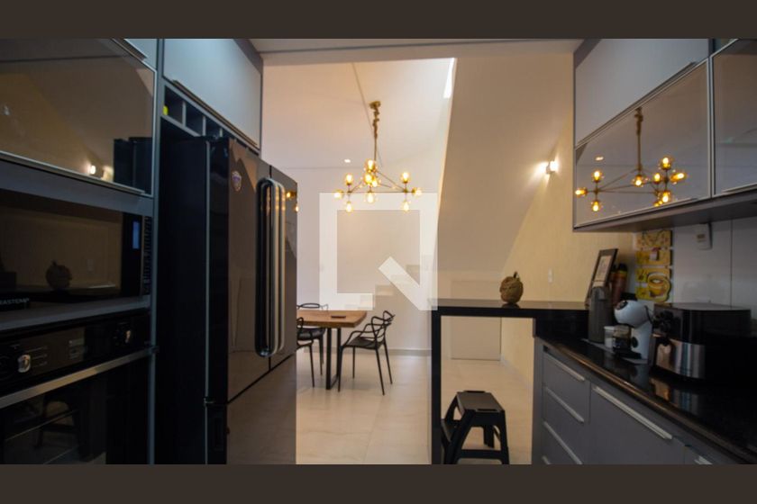 Casa, 4 quartos, 250 m² - Foto 46