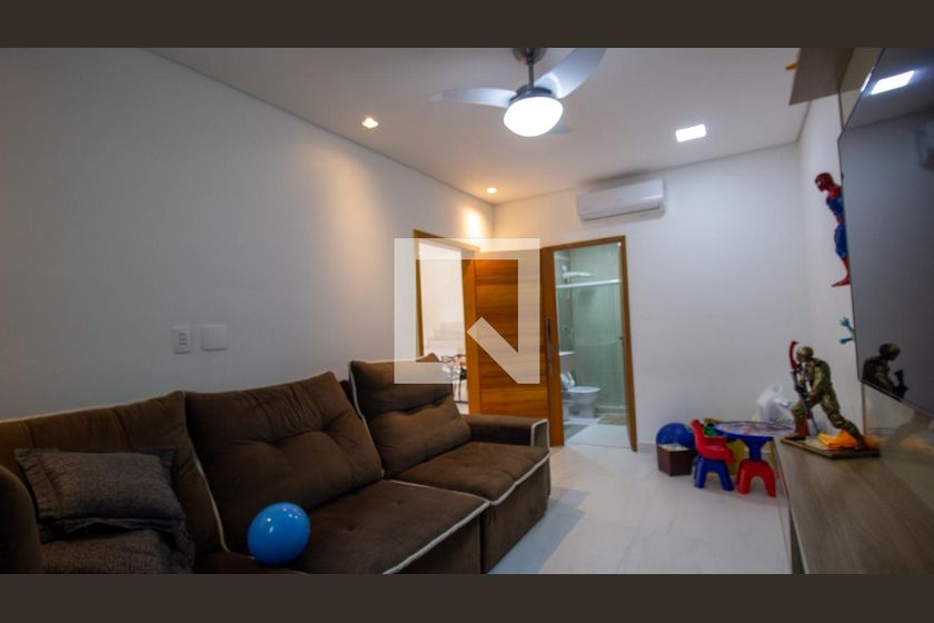 Casa, 4 quartos, 250 m² - Foto 8