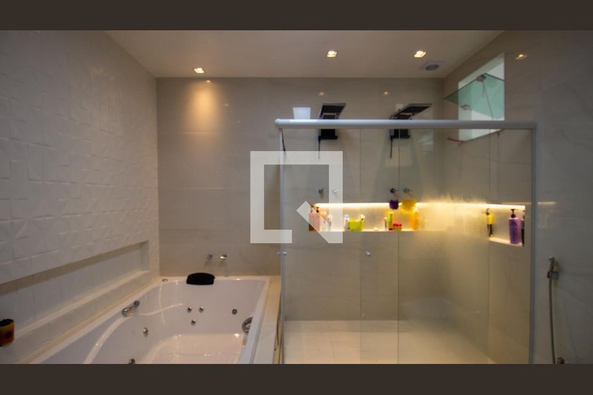 Casa, 4 quartos, 250 m² - Foto 39
