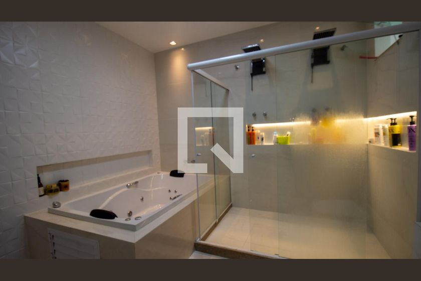 Casa, 4 quartos, 250 m² - Foto 42