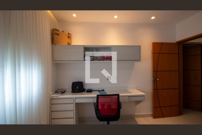 Casa, 4 quartos, 250 m² - Foto 27