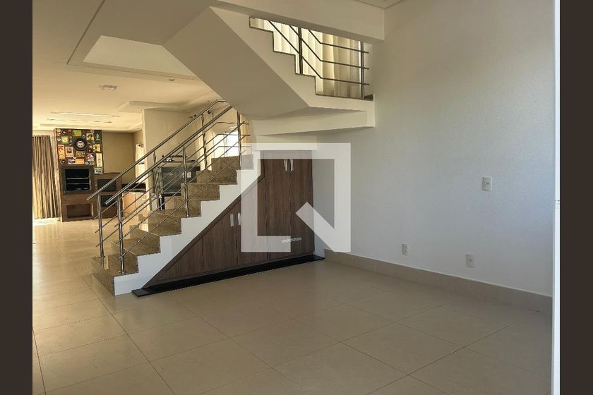Casa à Venda - Swiss Park, 4 Quartos,  252 m2 em , Campinas - sp | SoloBR