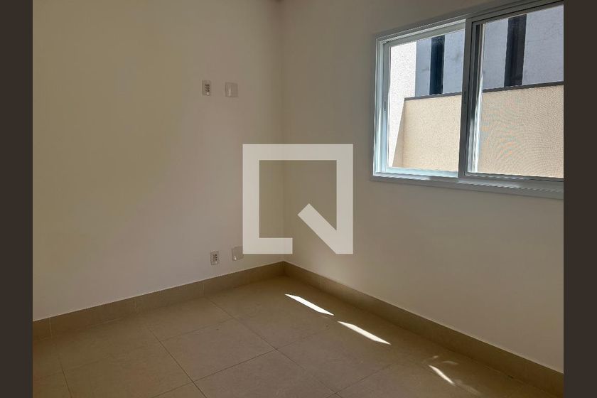 Casa à Venda - Swiss Park, 4 Quartos,  252 m2 em , Campinas - sp | SoloBR