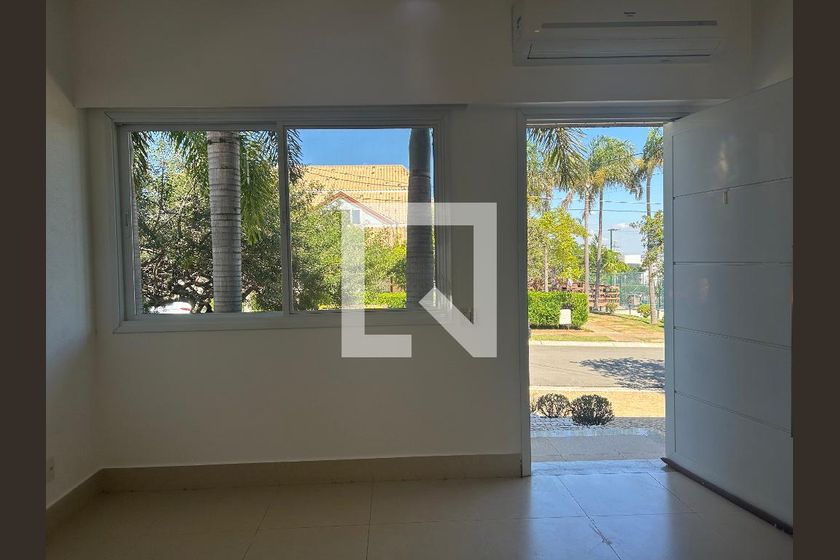 Casa à Venda - Swiss Park, 4 Quartos,  252 m2 em , Campinas - sp | SoloBR