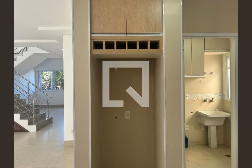 Casa à Venda - Swiss Park, 4 Quartos,  252 m2 em , Campinas - sp | SoloBR
