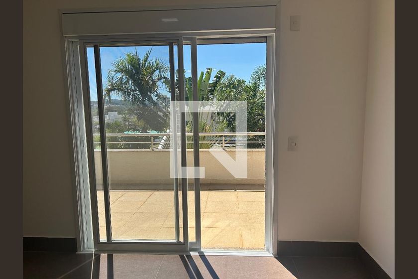 Casa à Venda - Swiss Park, 4 Quartos,  252 m2 em , Campinas - sp | SoloBR