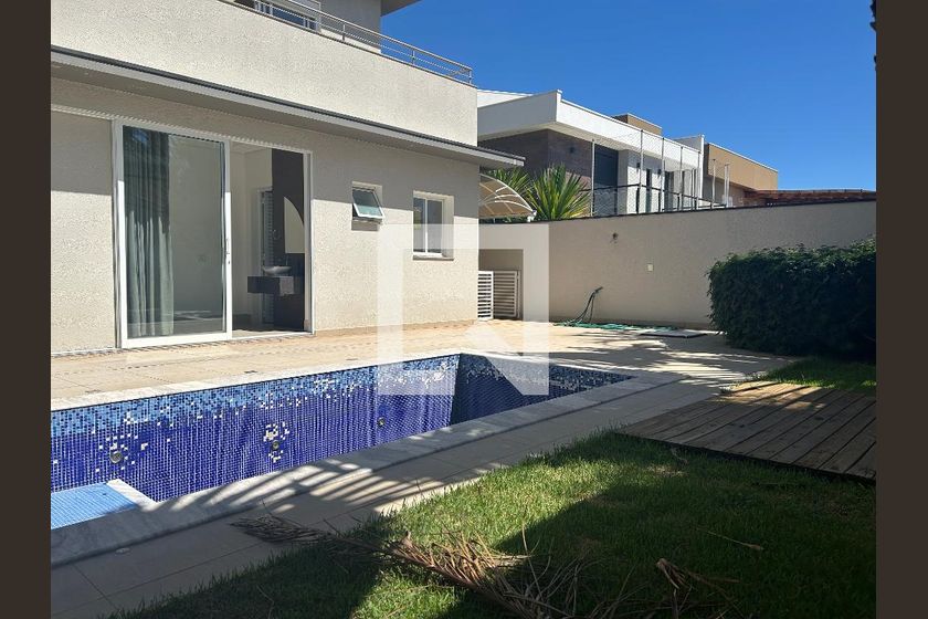 Casa à Venda - Swiss Park, 4 Quartos,  252 m2 em , Campinas - sp | SoloBR
