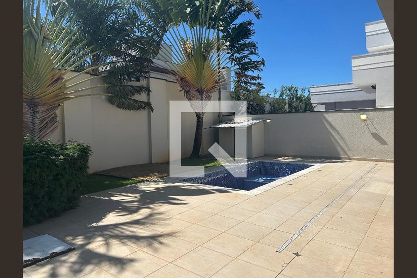 Casa à Venda - Swiss Park, 4 Quartos,  252 m2 em , Campinas - sp | SoloBR