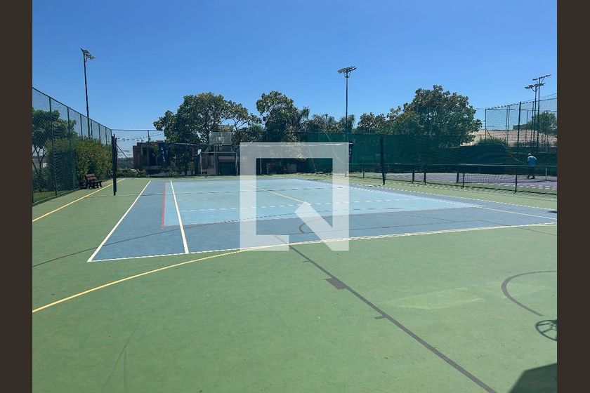 Casa à Venda - Swiss Park, 4 Quartos,  252 m2 em , Campinas - sp | SoloBR