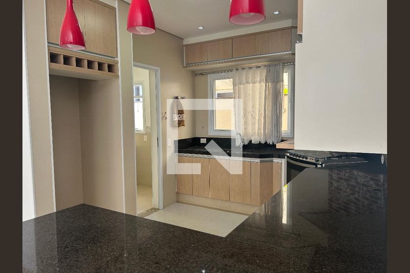 Casa à Venda - Swiss Park, 4 Quartos,  252 m2 em , Campinas - sp | SoloBR