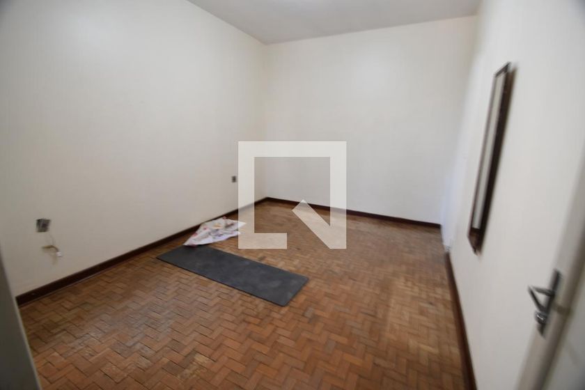 Casa à Venda - Guanabara, 4 Quartos,  260 m2 em , Campinas - sp | SoloBR