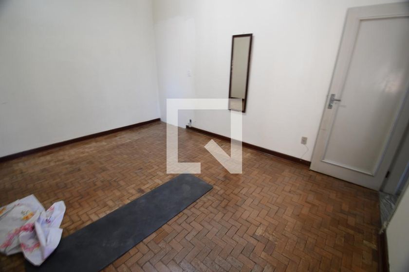 Casa à Venda - Guanabara, 4 Quartos,  260 m2 em , Campinas - sp | SoloBR